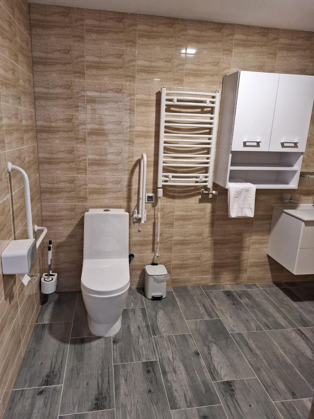 Comfort Stay, Ev, Parking Boleslawiec  Esterno foto