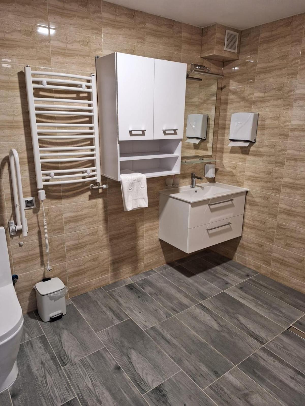 Comfort Stay, Ev, Parking Boleslawiec  Esterno foto