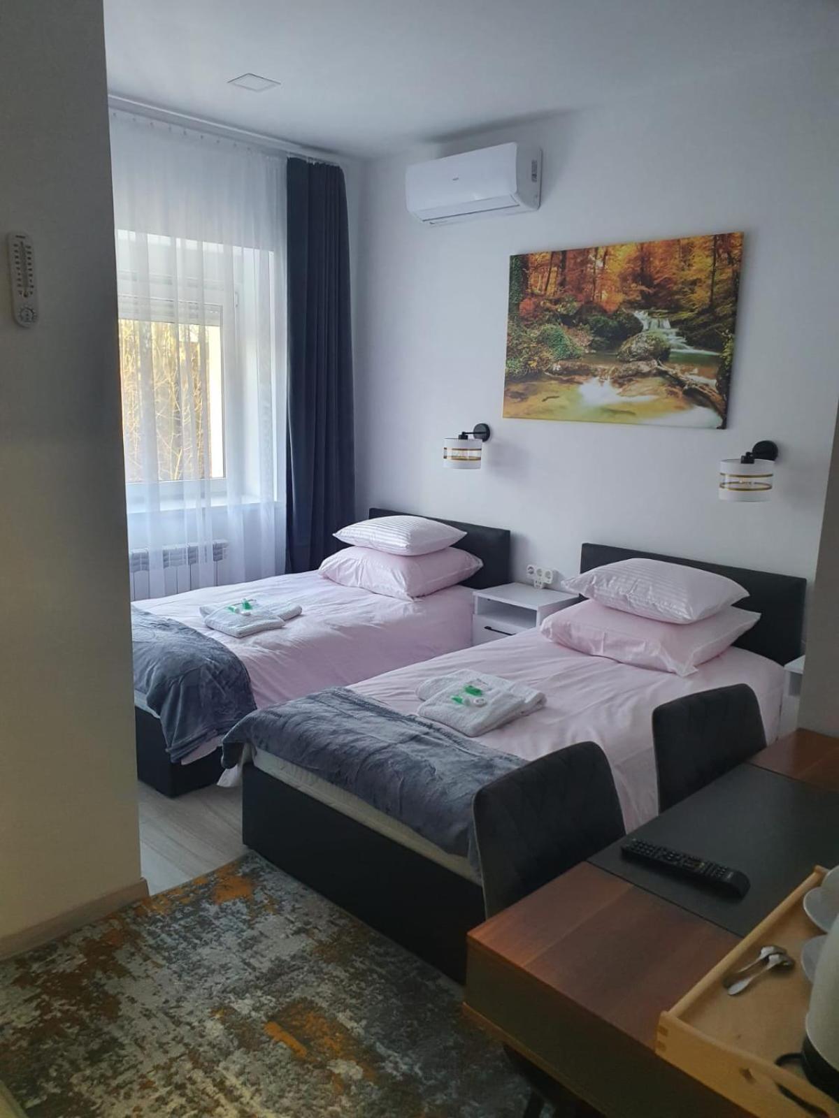 Comfort Stay, Ev, Parking Boleslawiec  Esterno foto
