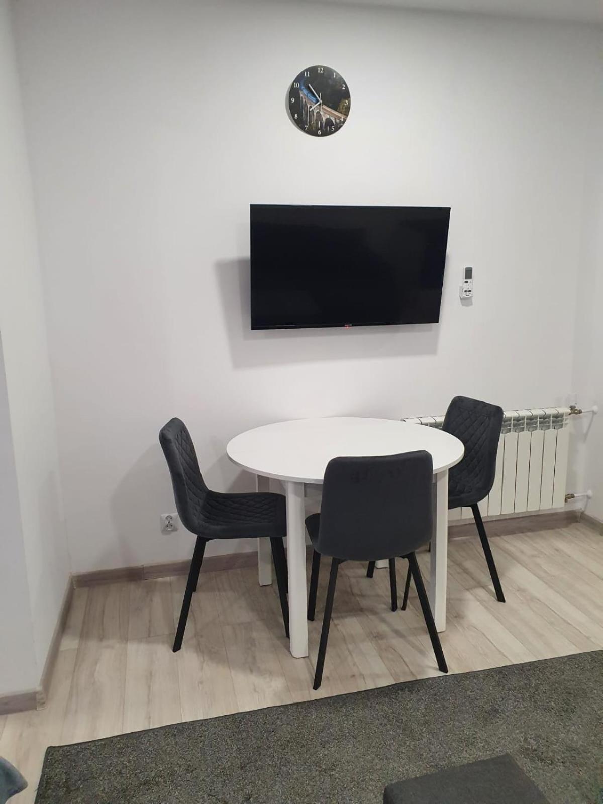 Comfort Stay, Ev, Parking Boleslawiec  Esterno foto