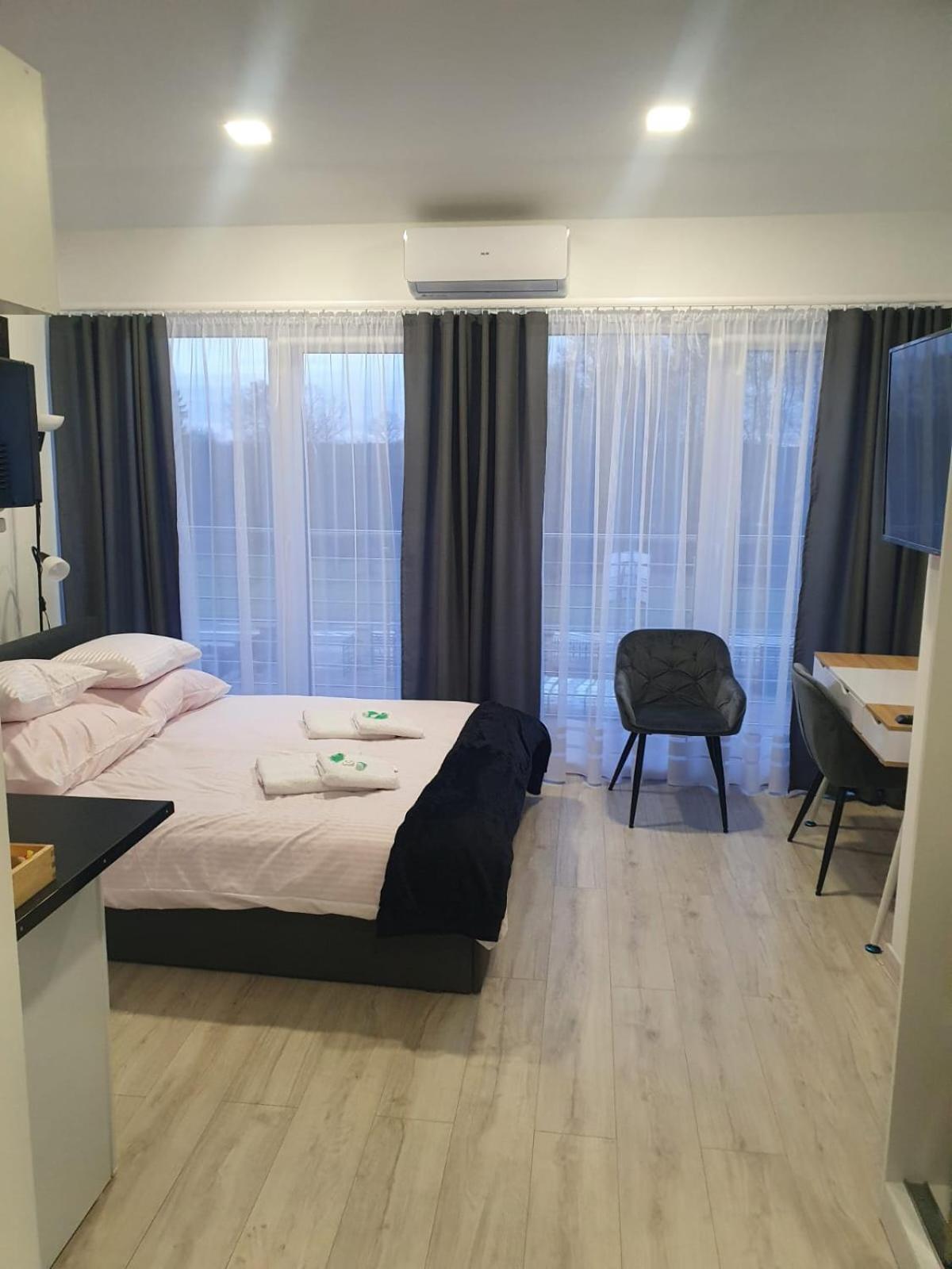 Comfort Stay, Ev, Parking Boleslawiec  Esterno foto
