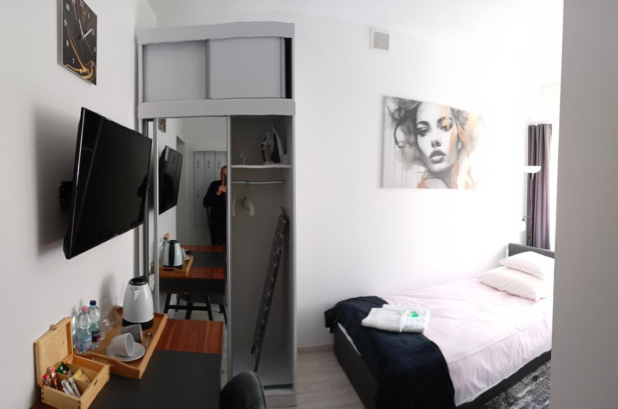 Comfort Stay, Ev, Parking Boleslawiec  Esterno foto