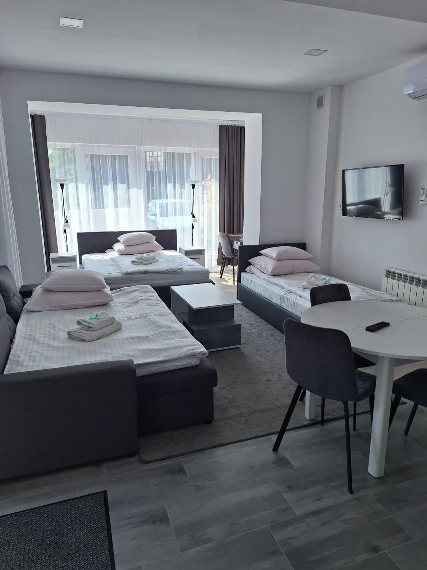 Comfort Stay, Ev, Parking Boleslawiec  Esterno foto
